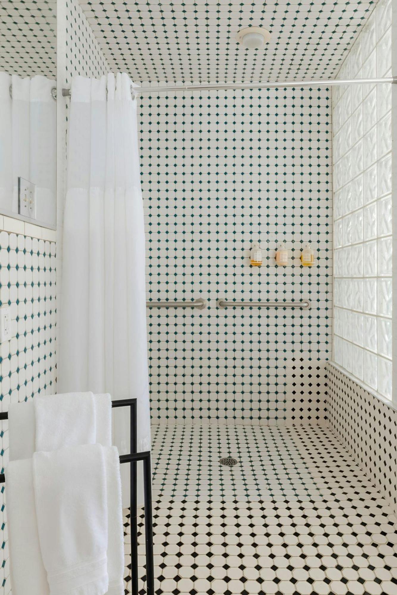 Wellborn Hotel Downtown, Sonder By Marriott Bonvoy オーランド エクステリア 写真